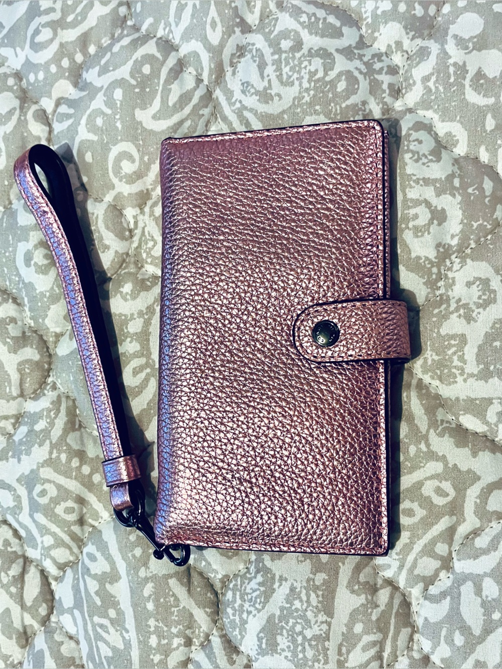 Coach Metallic Pink Wristlet Wallet
